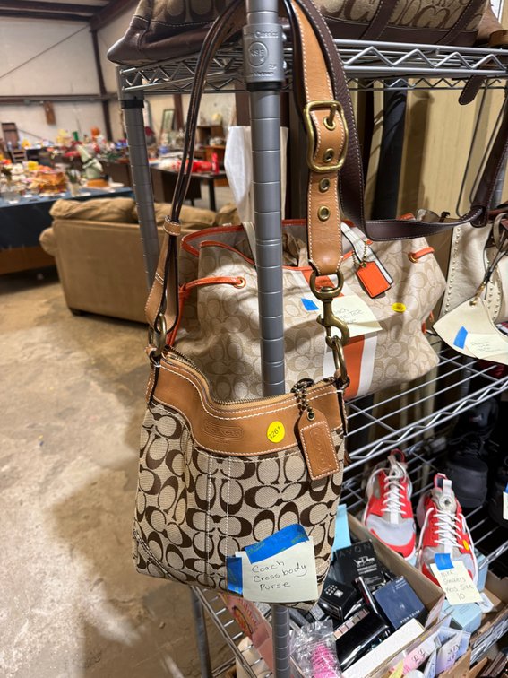 COACH CROSSBODY PURSE