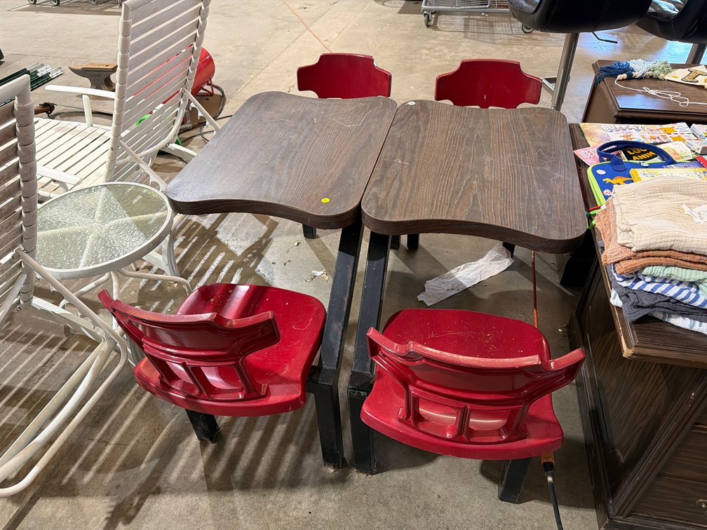 (2) CLUSTER SEATING UNITS
