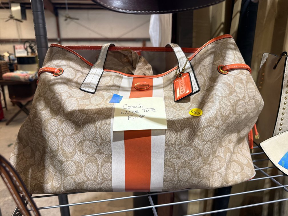 COACH TOTE PURSE