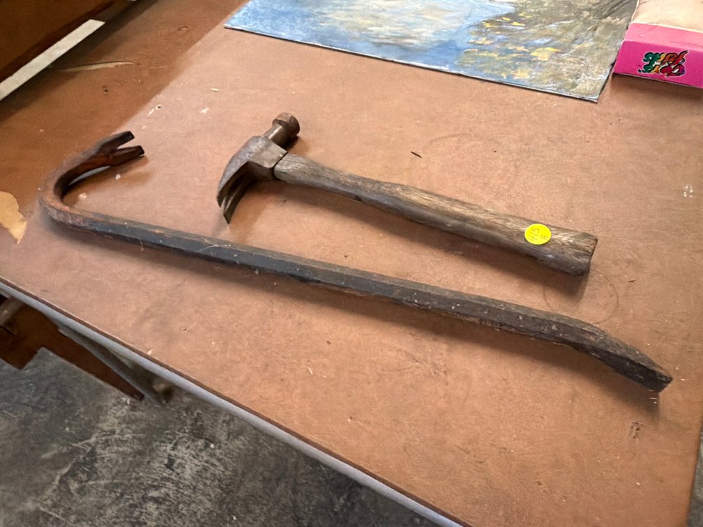 HAMMER AND PRY BAR