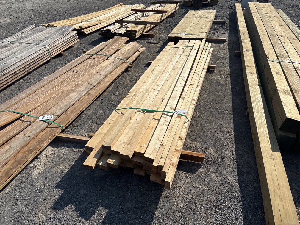 APPROX (30) 2” x 4” x 10’ BOARDS