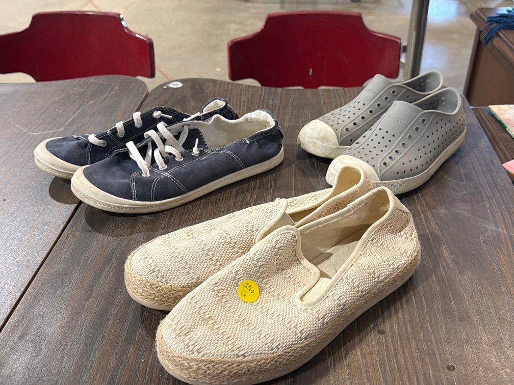 (3) PAIRS OF LADIES SHOES