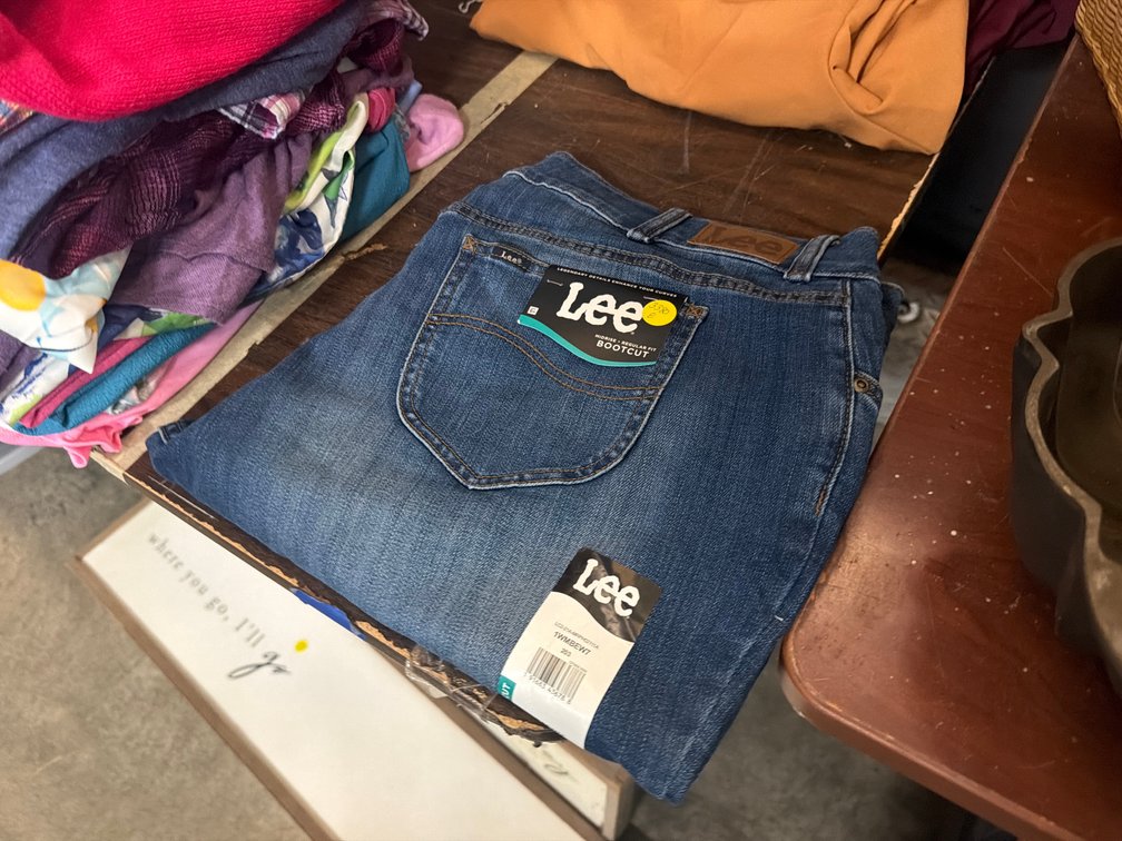 NEW WOMENS LEE BOOTCUT JEANS