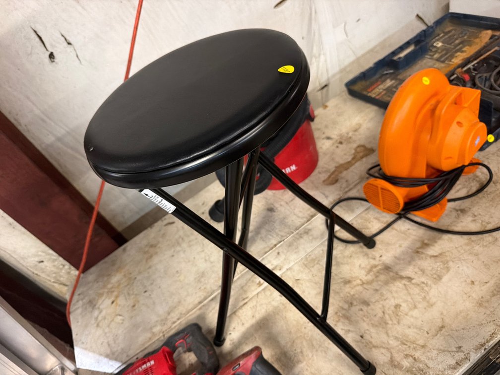 STOOL