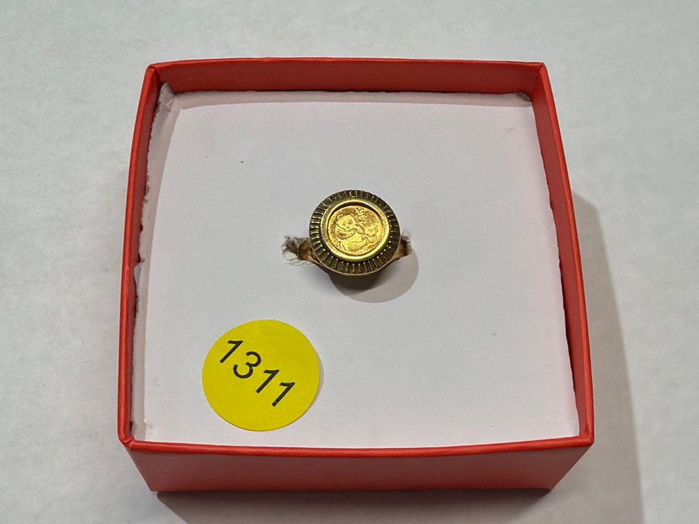 RING SIZE 8