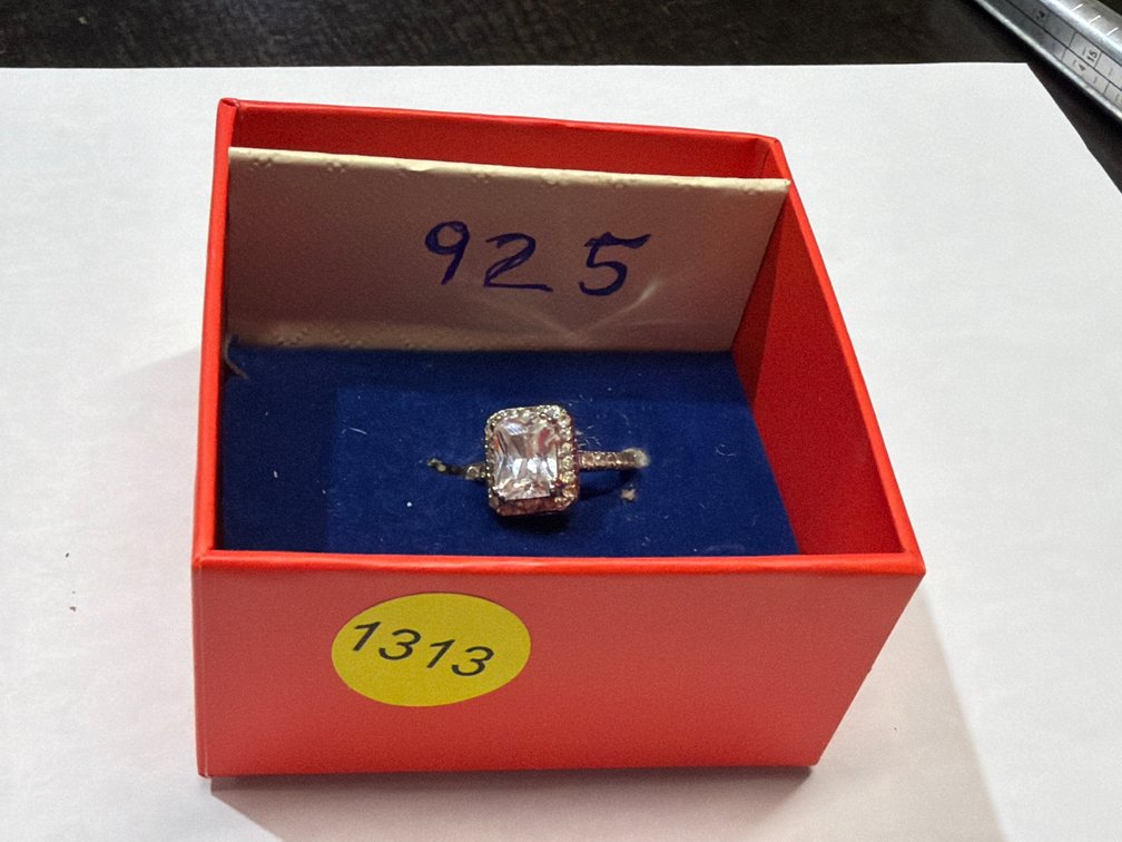 RING SIZE 7