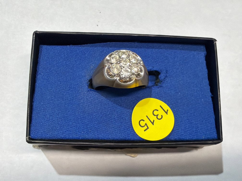 RING SIZE 11.5 MARKED 18kt