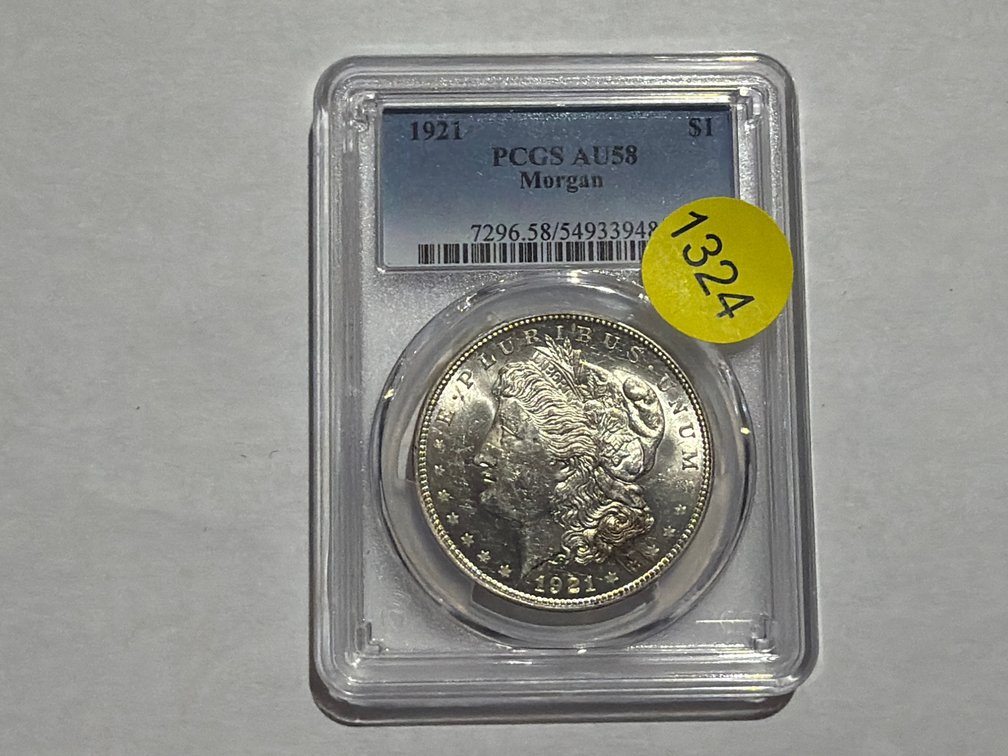 1921 MORGAN SILVER DOLLAR