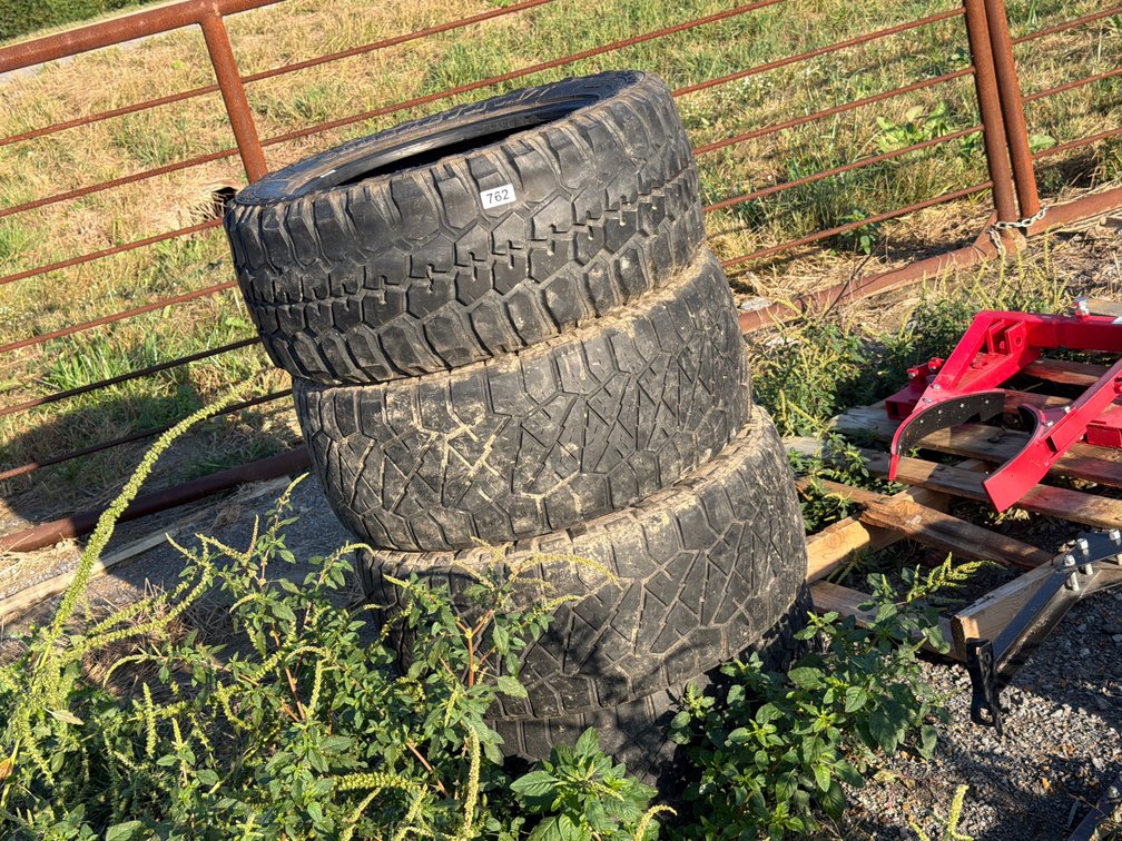 4 TIRES 33X12.50R20LT