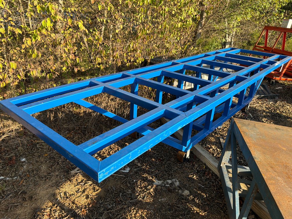 ROLLING INDUSTRIAL METAL TABLE FRAME