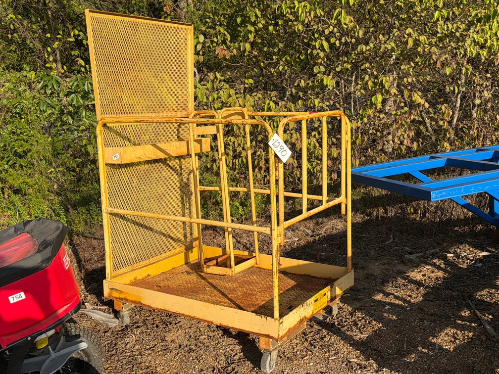 ROLLING MAINTENANCE PLATFORM
