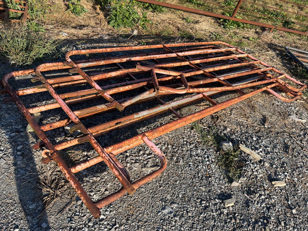 (3) 10FT CORRAL PANELS