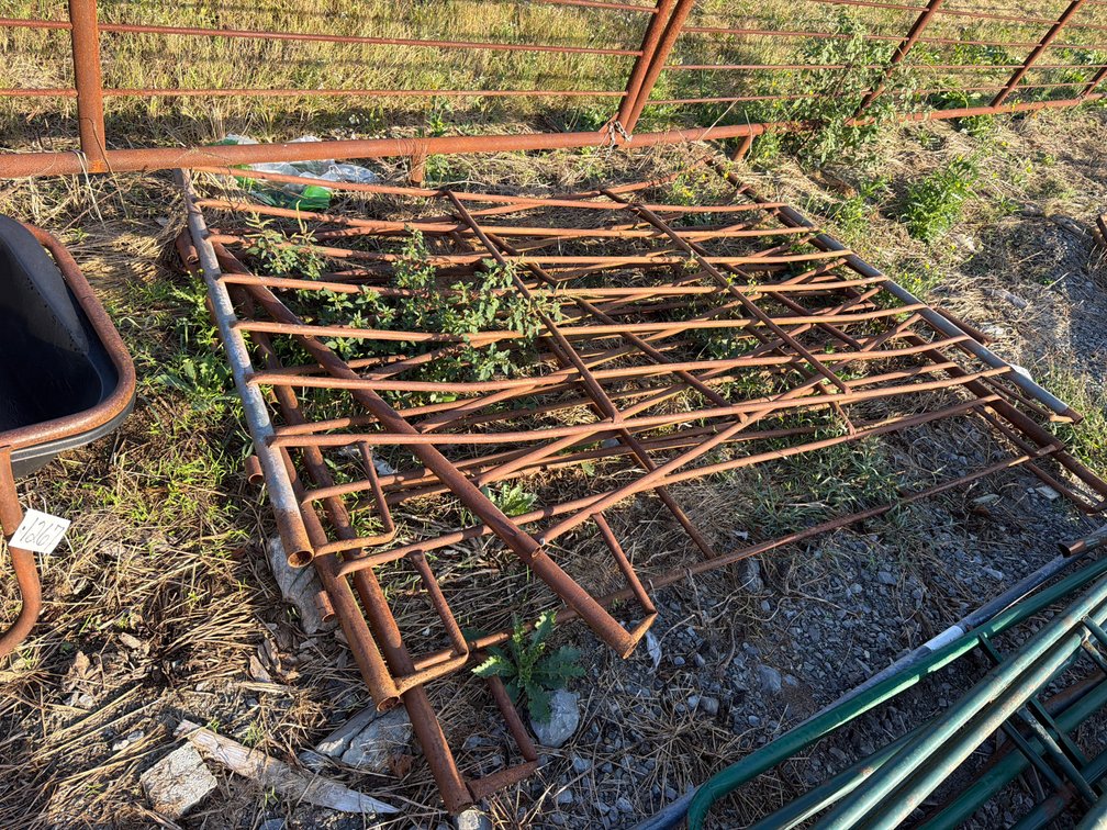 (4) 10FT CORRAL PANELS