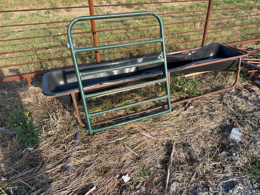 4FT GATE AND TROUGH