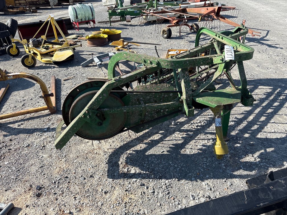 JOHN DEERE 3 PT BAR RAKE