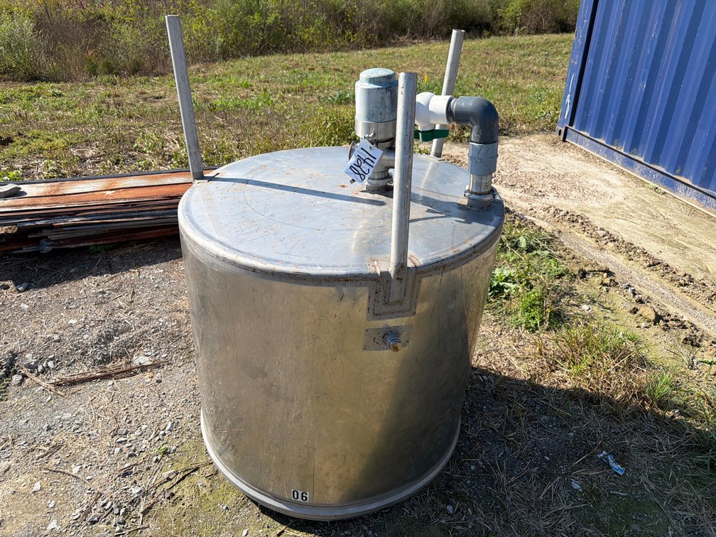 STAINLESS STEEL TANK