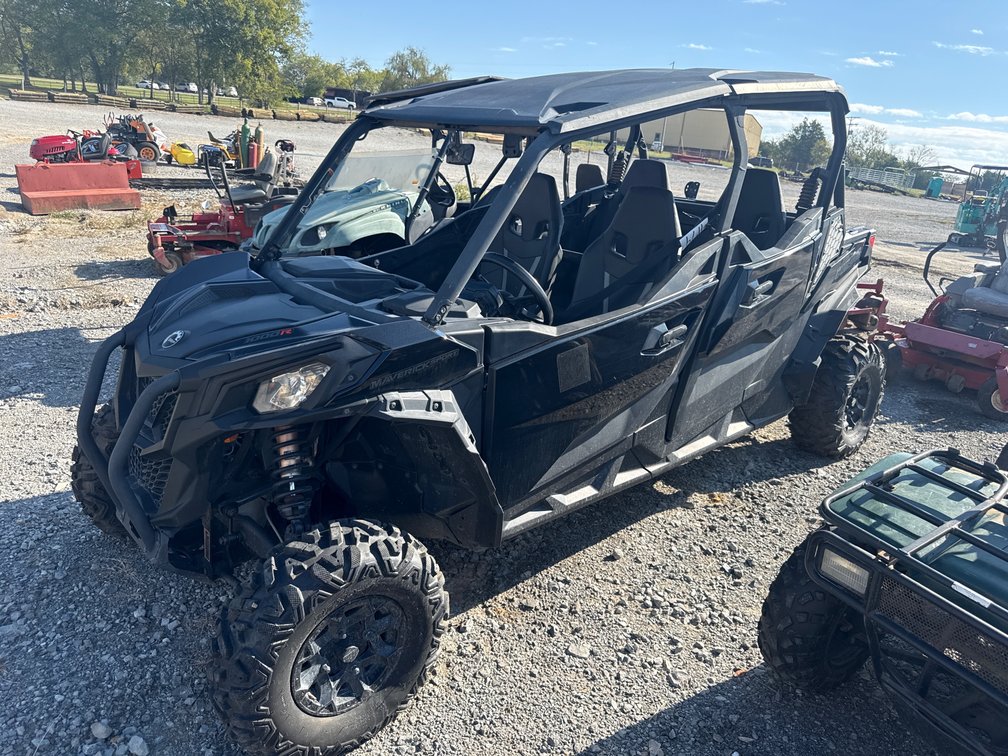 CAN-AM MAVERICK SPORT 1000R