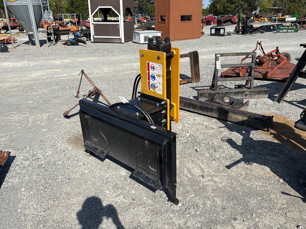 SKID STEER POST DRIVER