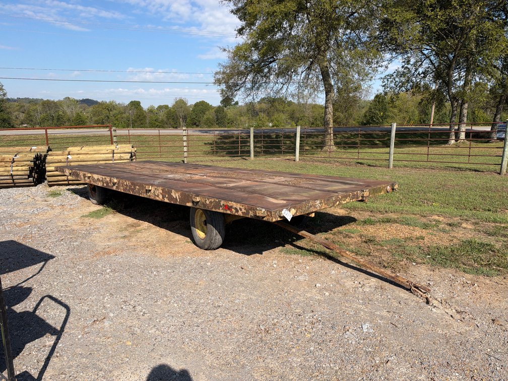 24’ METAL FARM WAGON ON JOHN DEERE GEAR