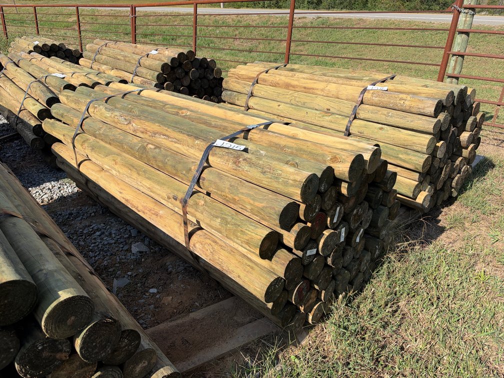 BUNDLE OF 4”X7’ TREATED POSTS