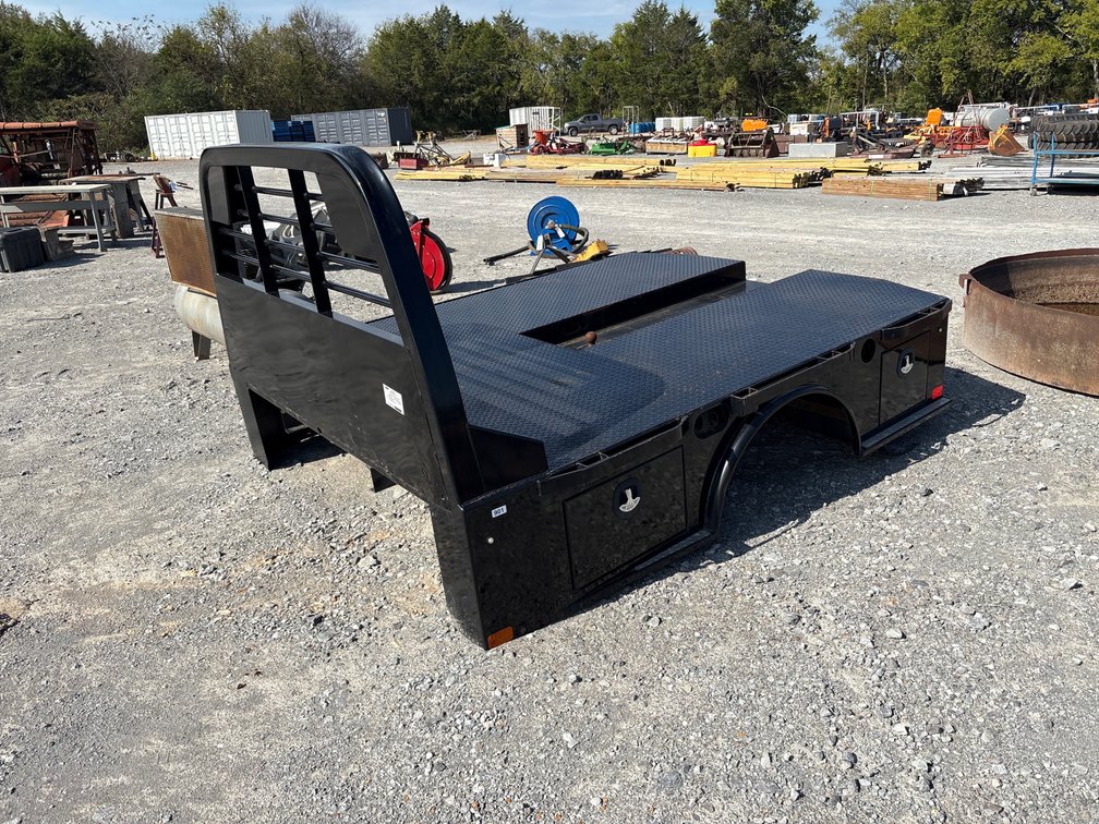 112” CM FLATBED