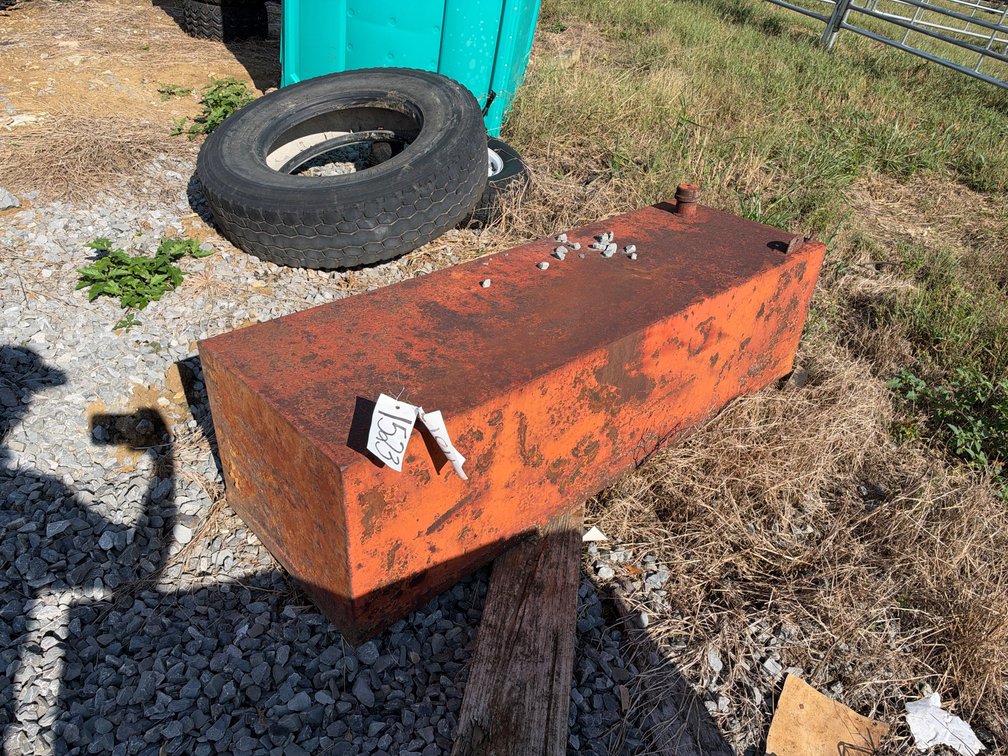 METAL TANK, 20x62x16”