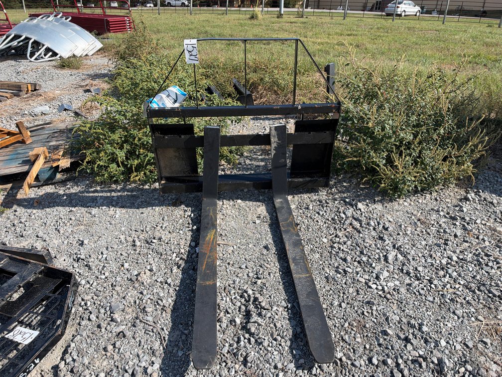 48” SKID STEER PALLET FORKS