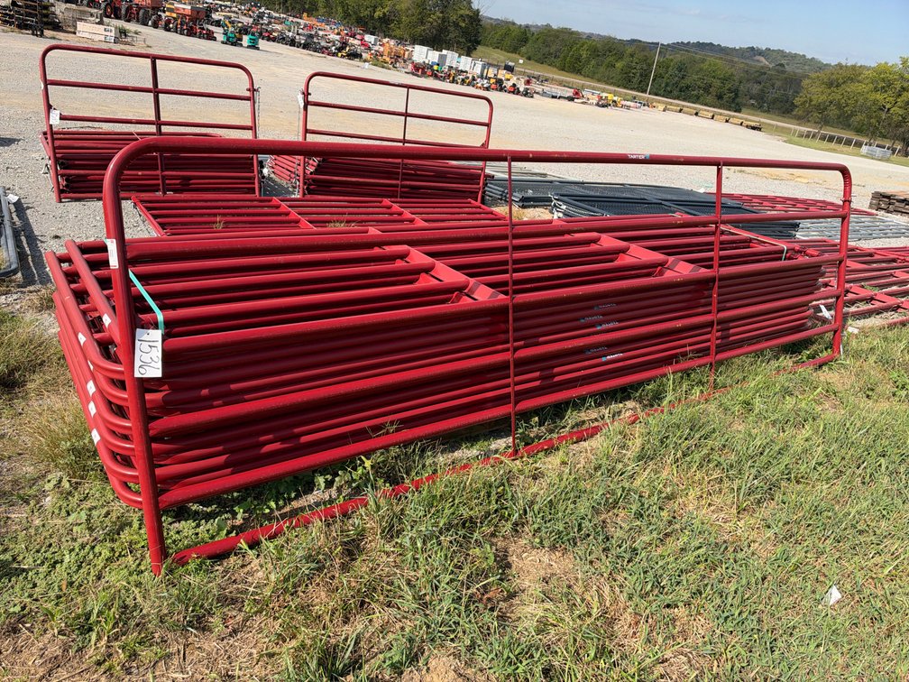 (1) RED TARTER 14’ GATE
