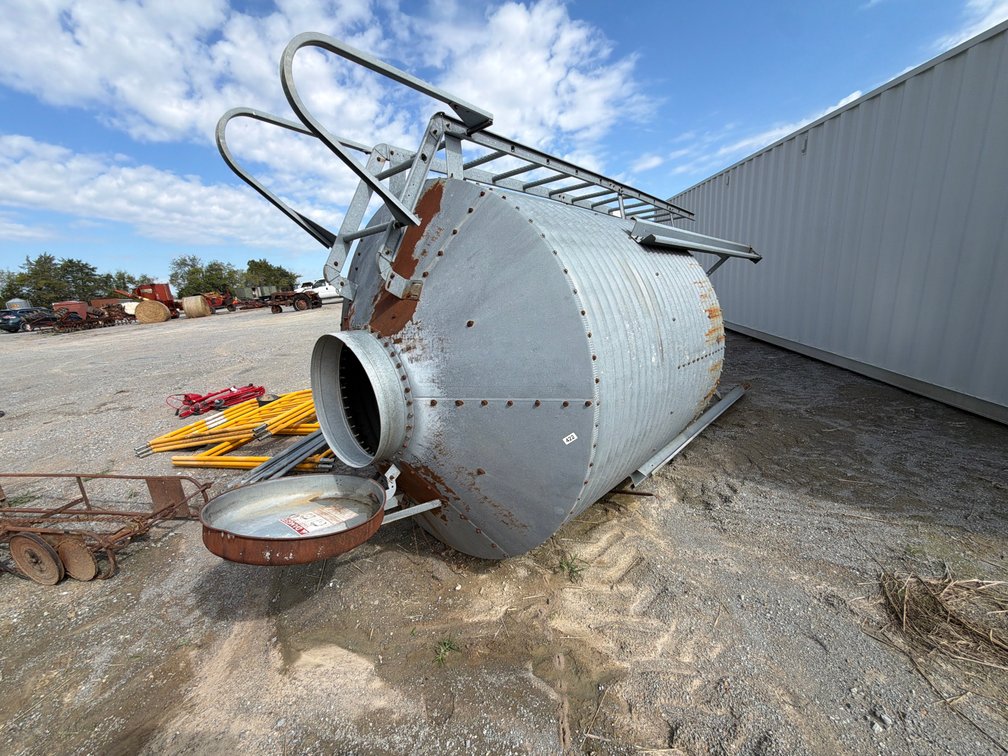 3 TON GRAIN BIN