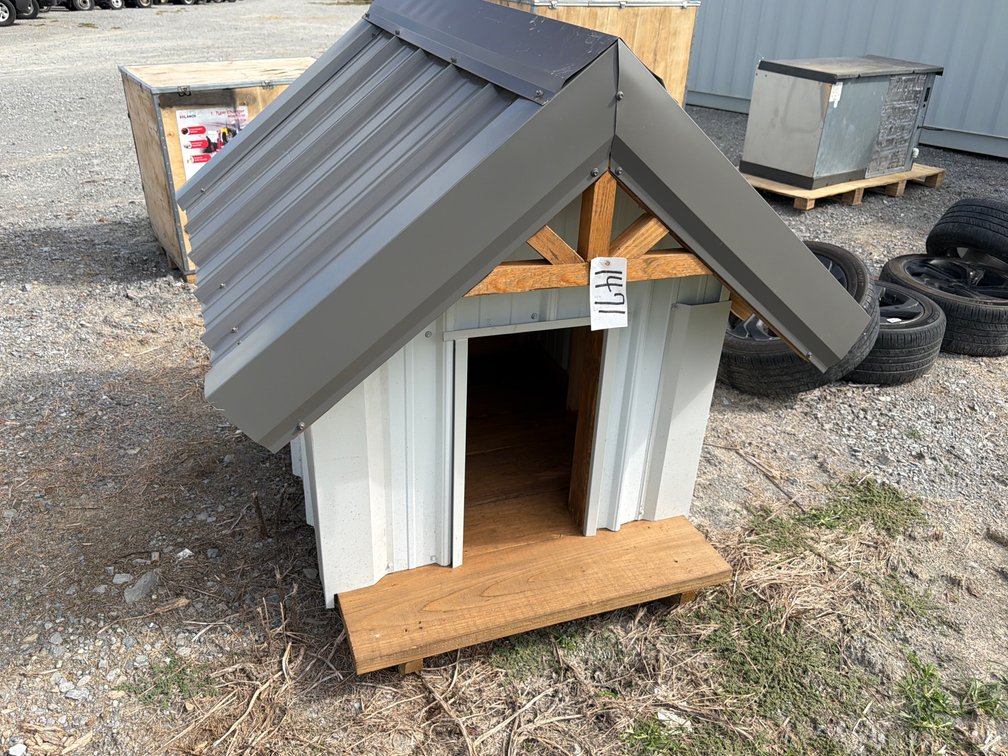DOGHOUSE