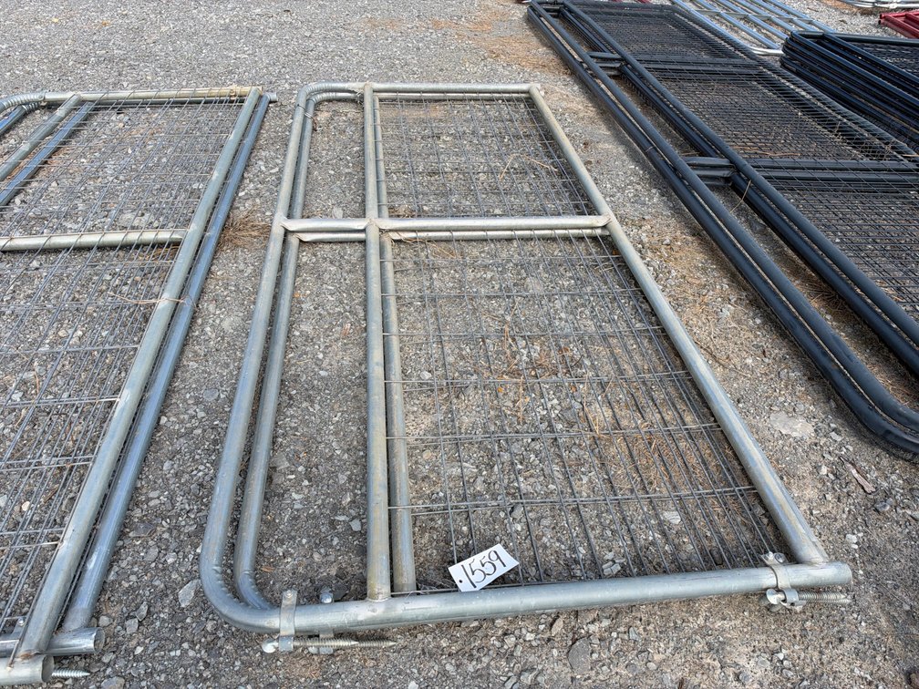 10’ TARTER GALVANIZED WIRE FILLED GATE, 2X BID