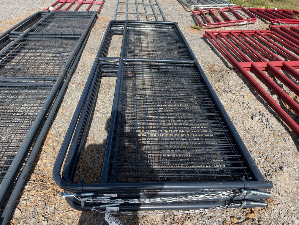 (1) BLUE TARTER 12’ WIRE FILLED GATE