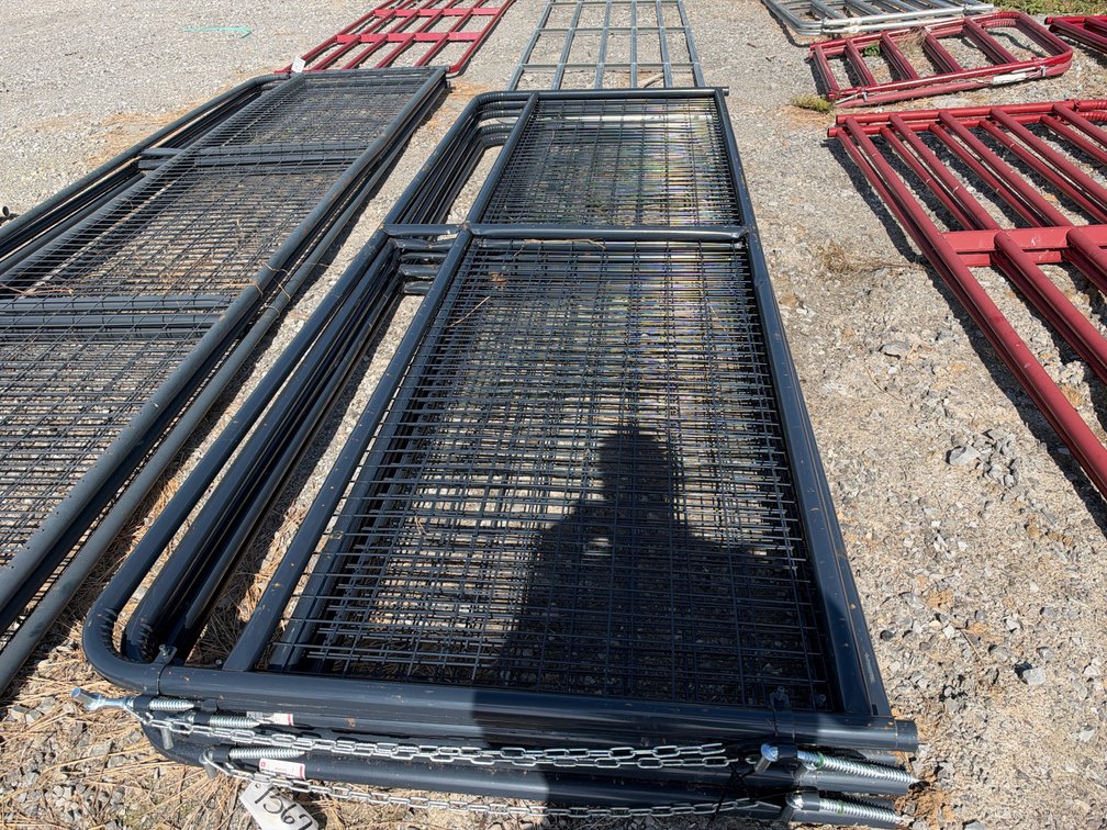 (1) BLUE TARTER 12’ WIRE FILLED GATE