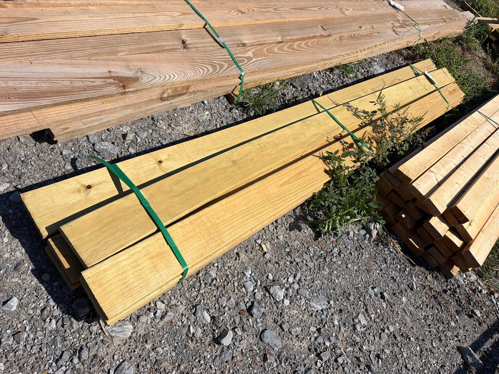 LOT OF LUMBER 2”X6”X10’