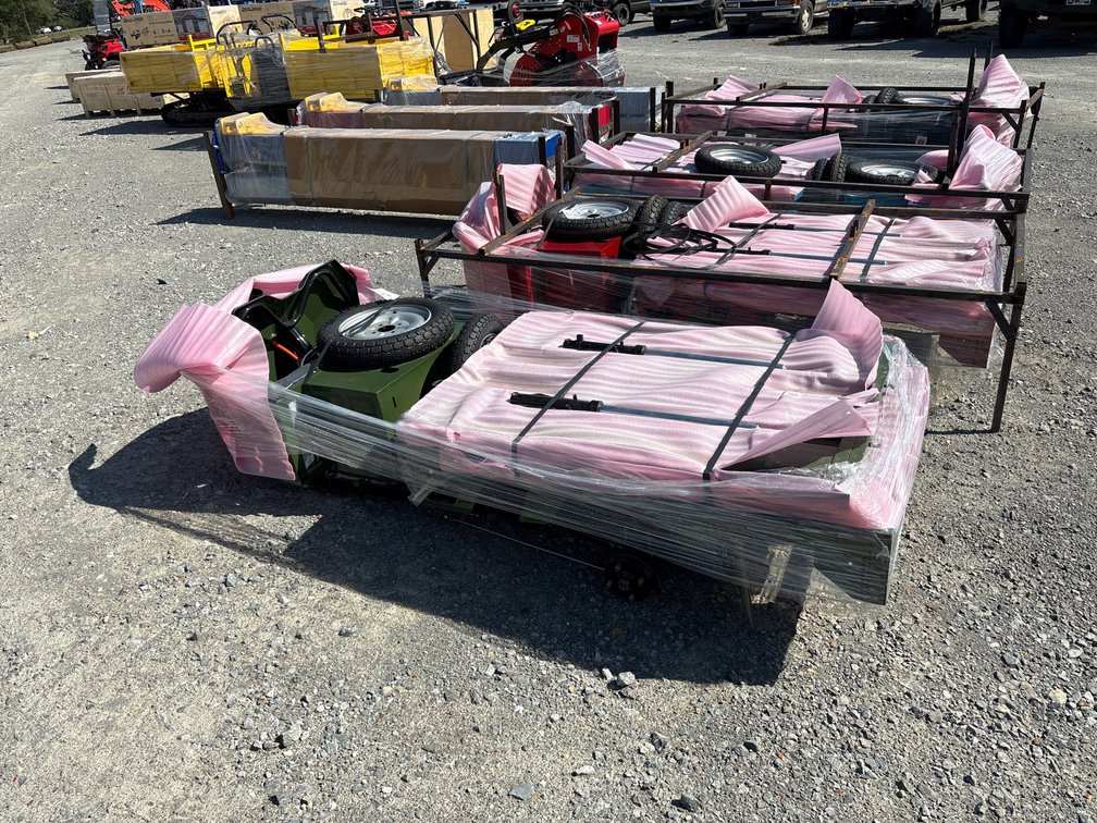 ELECTRIC TRICYCLE W/ DUMB BED