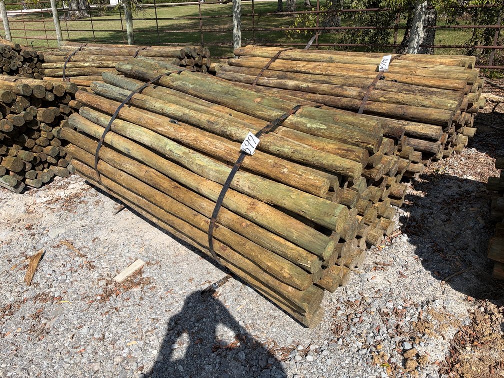 BUNDLE OF 3”X7’ WOOD POSTS