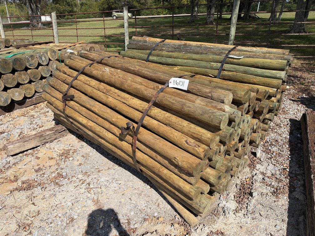 BUNDLE OF 3”X7’ WOOD POSTS