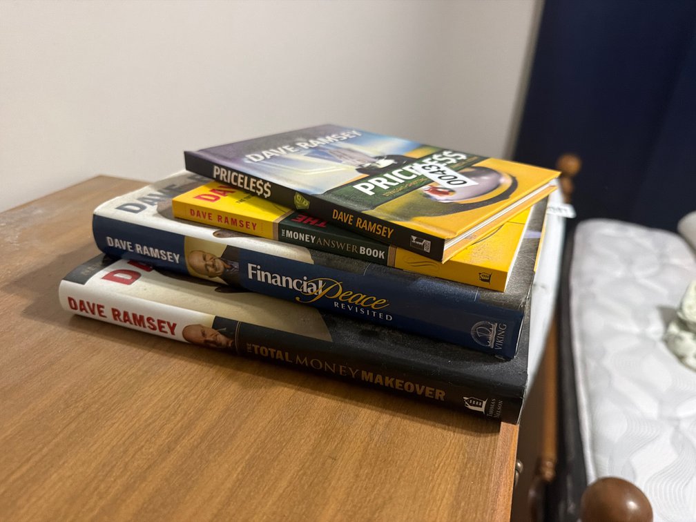 LOT OF DAVE RAMSEY BOOKS