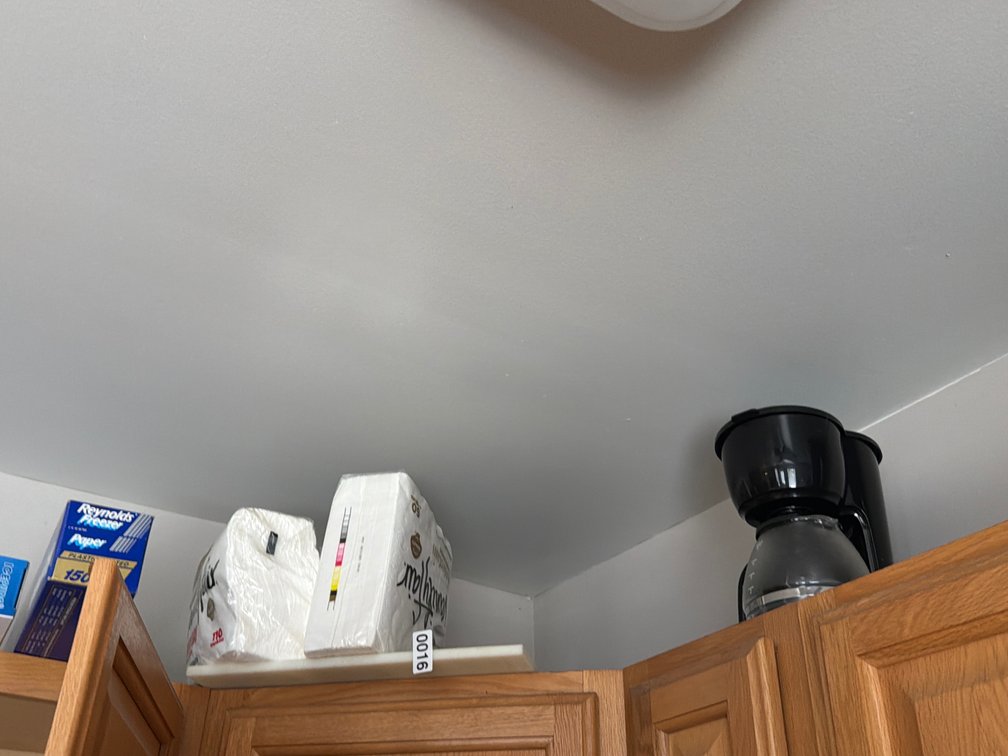 COFFEE POT , CUTTING BOARD , ETC