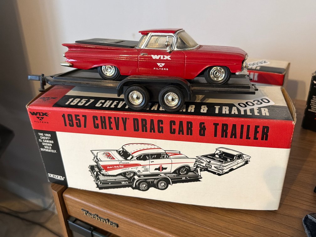 ERTL 1957 CHEVY DRAG CAR & TRAILER