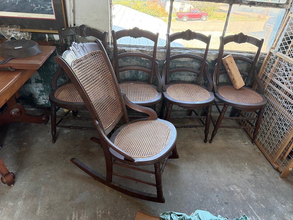VINTAGE WOODEN CHAIRS