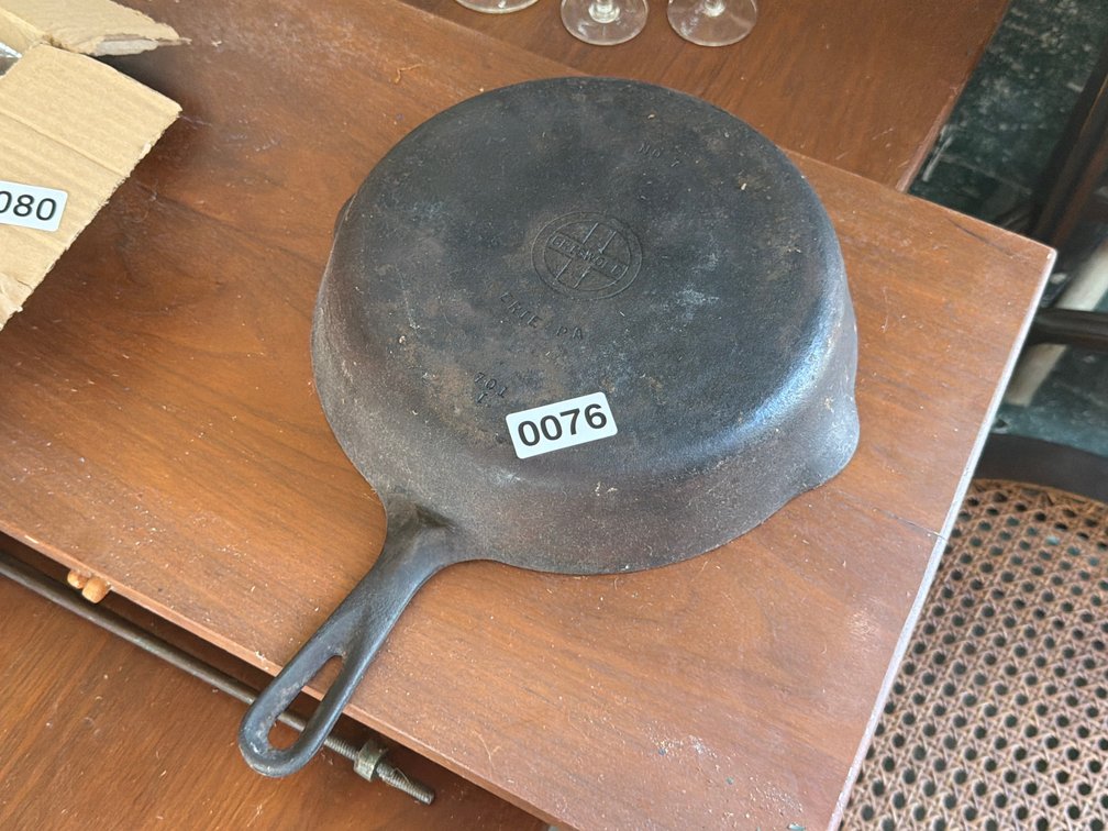 GRISWOLD SKILLET