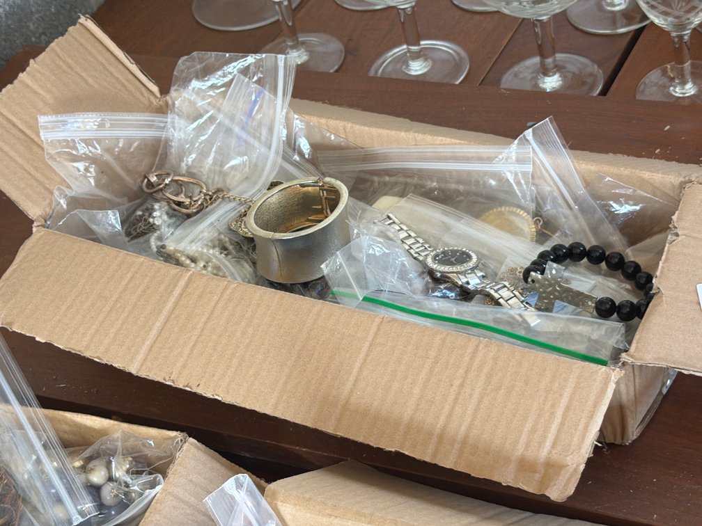 LOT OF JEWELRY