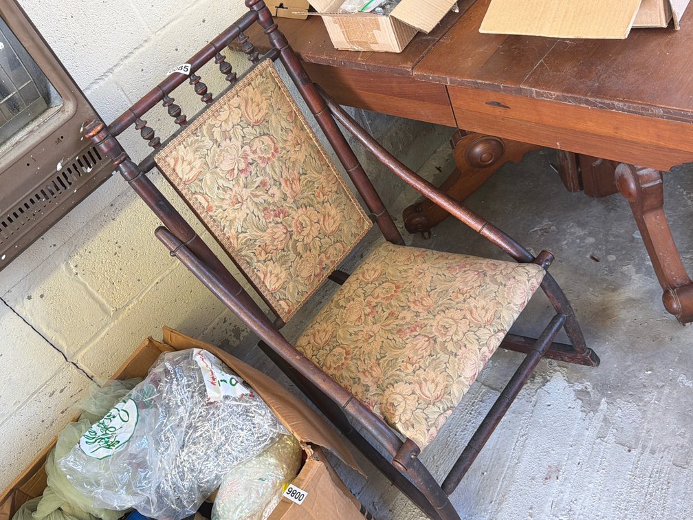 VINTAGE  ROCKING CHAIR