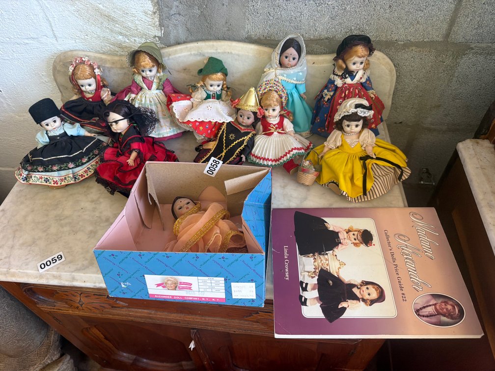 LOT OF MADAME ALEXANDER DOLLS