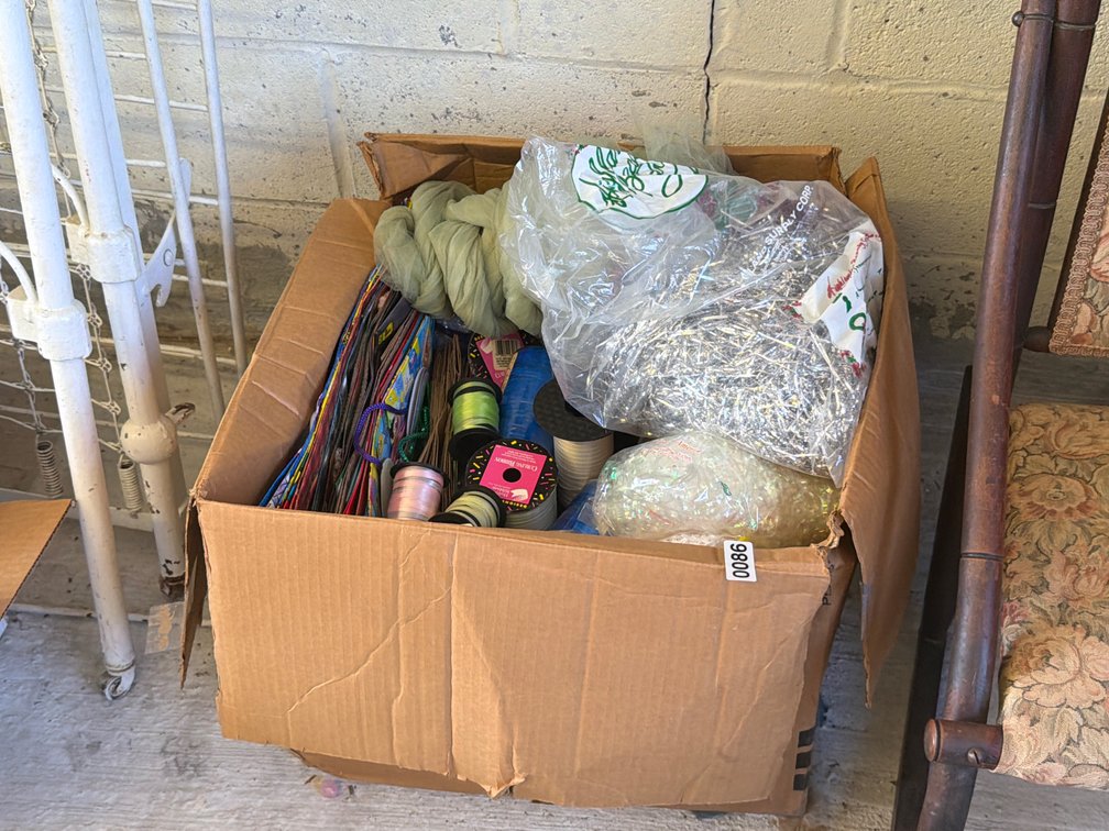 LOT OF PARTY ITEMS