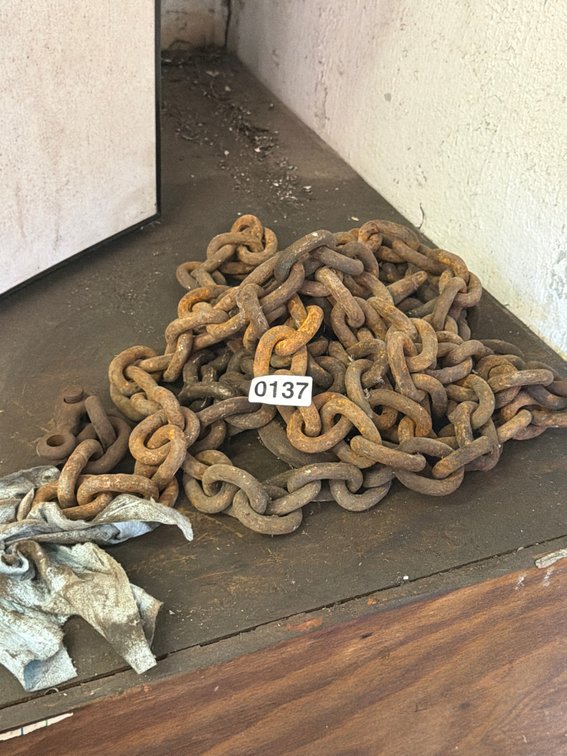 CHAIN W/ HOOK
