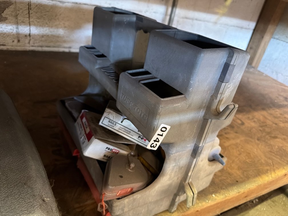 TURF TOTE W/ HARDWARE, ETC.