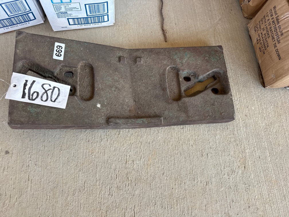 JOHN DEERE FRONT TRACTOR WEIGHT