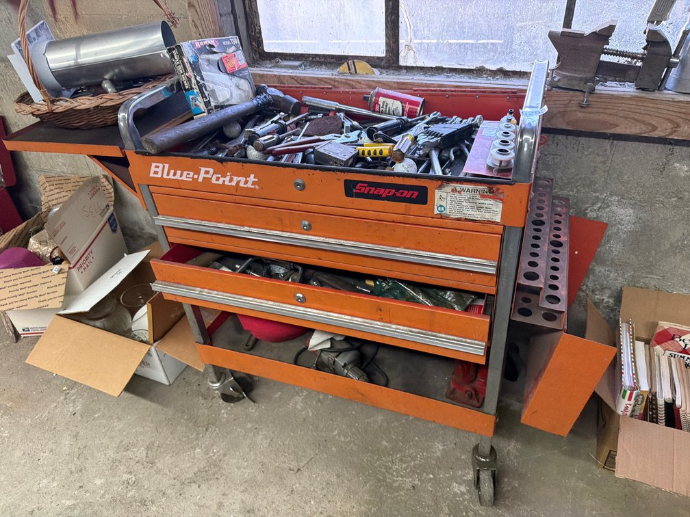 BLUE POINT TOOL CART WITH TOOLS